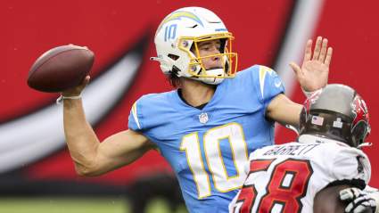 Bucs to Land QB With Justin Herbert Comparisons in 2024, NFL Draft Experts Say