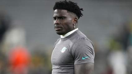 Dolphins WR Tyreek Hill Fuels Retirement Rumors With New Cryptic Post